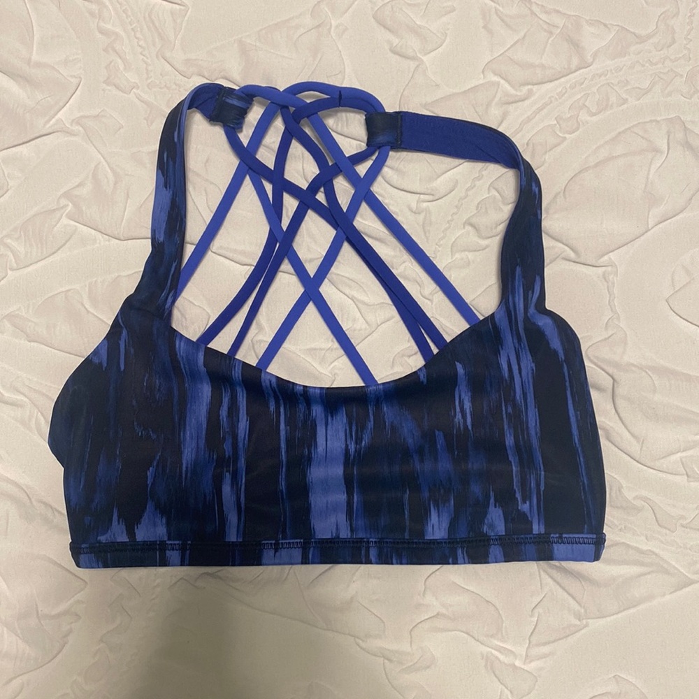 Size 2 Lululemon free to be bra
